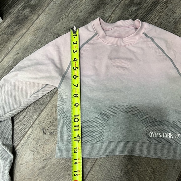 Gymshark Grey Ombre Crop Long Sleeve - Picture 15 of 16